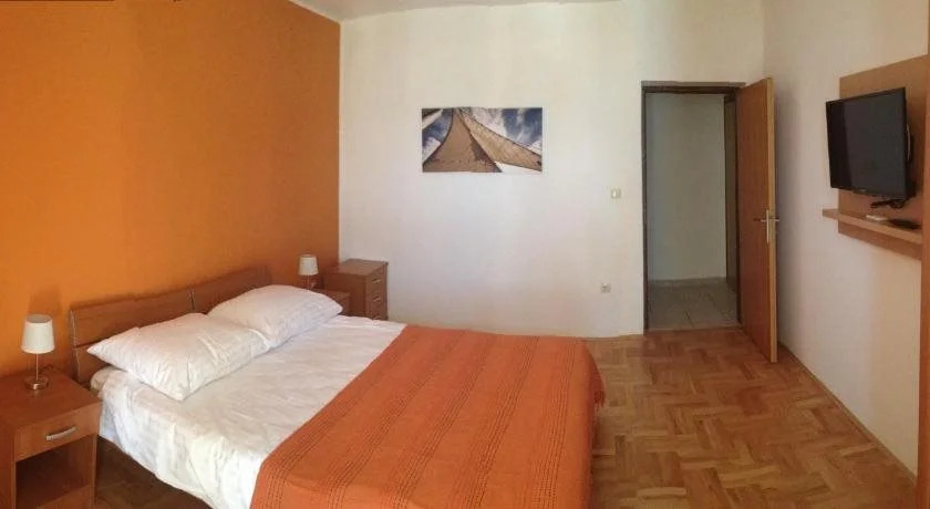 Apartments Ana Sukosan