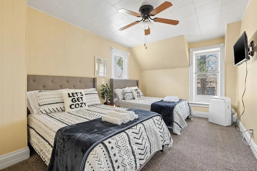 Spearfish Cottages