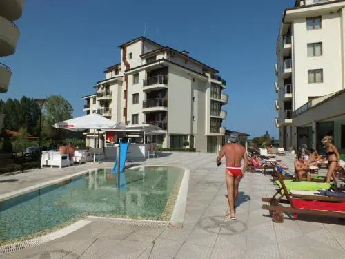 Al Rial Beach Apartments