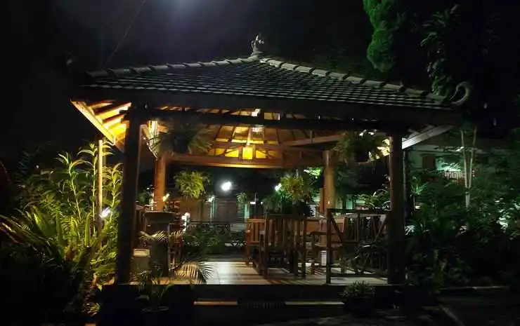 Hotel Srondol Indah