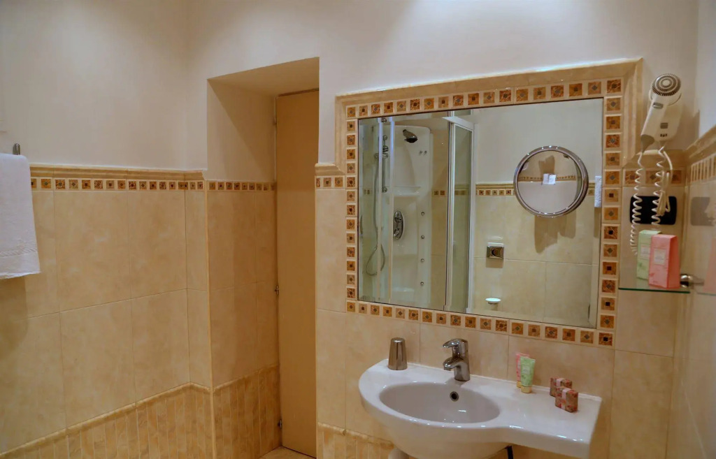 Capitolium Rooms