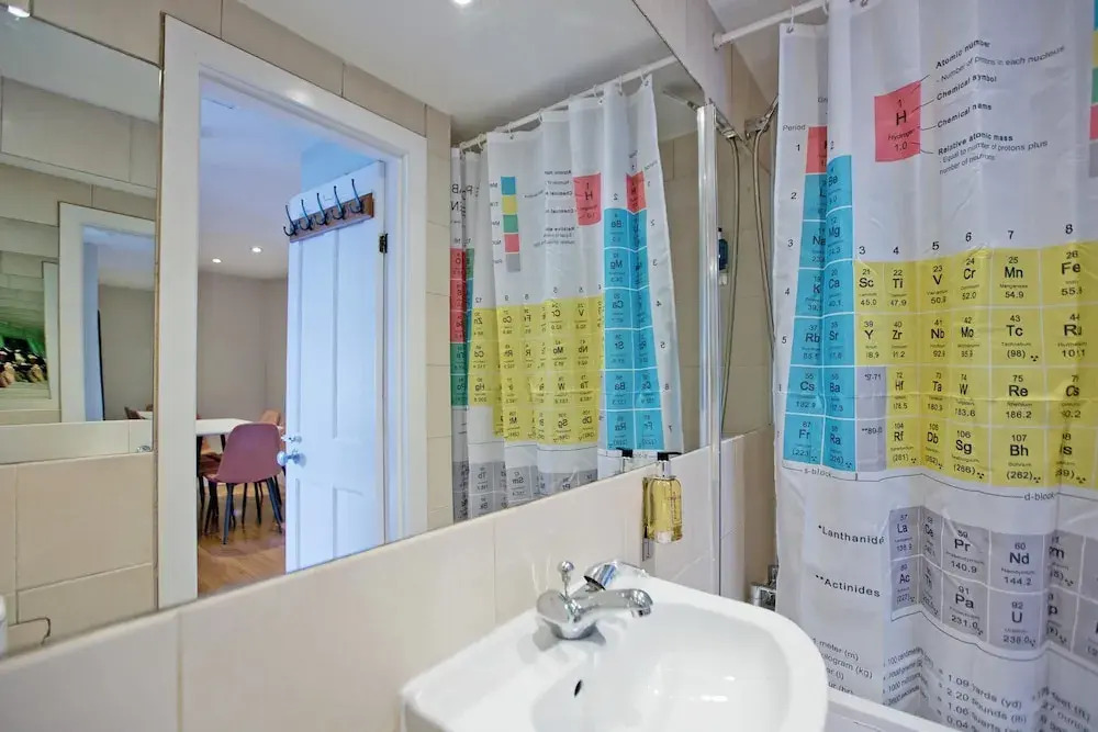 Imperial Hogarth Road Apartment
