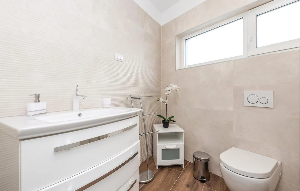 Awesome Home in Opatija with WiFi, Hot Tub & Sauna