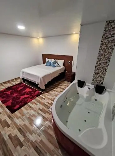Hotel 80 Real