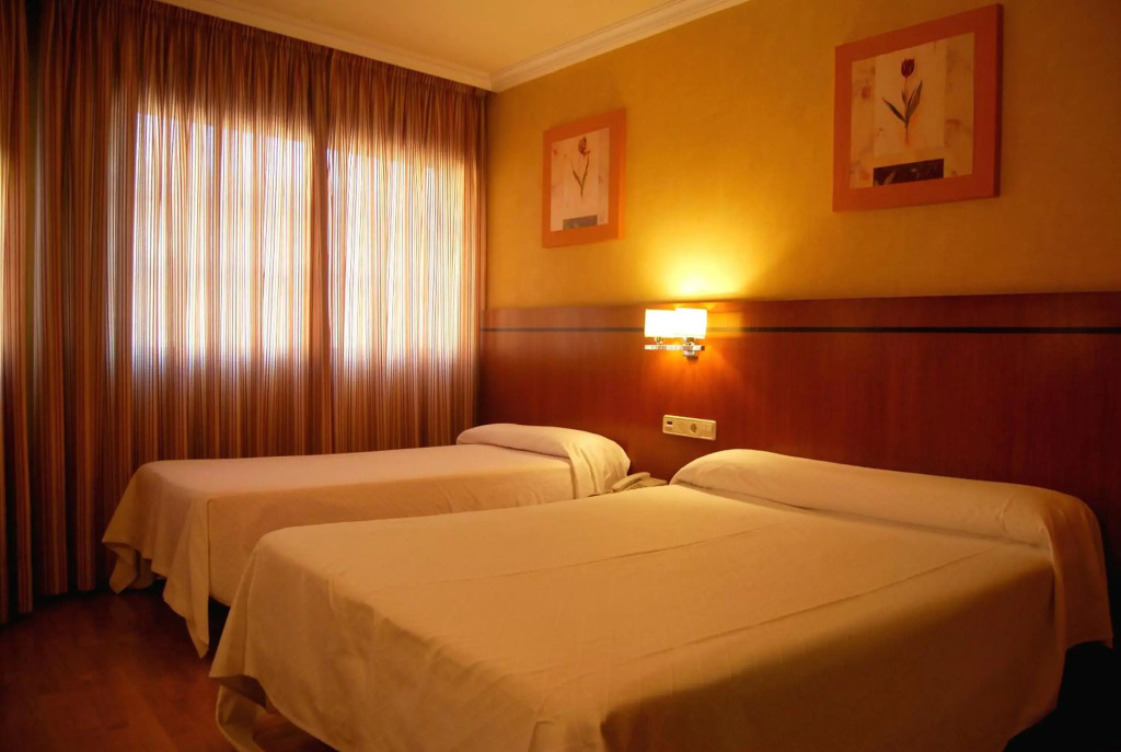Hotel HHB Pontevedra Confort