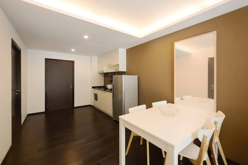 The Title Condo by Tropiclook