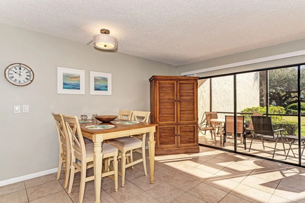 Midnight Cove Ii 412f - Beautiful Canal View! 2 Bedroom Condo