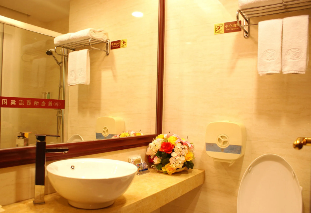 Vienna Hotel Shenzhen Bay