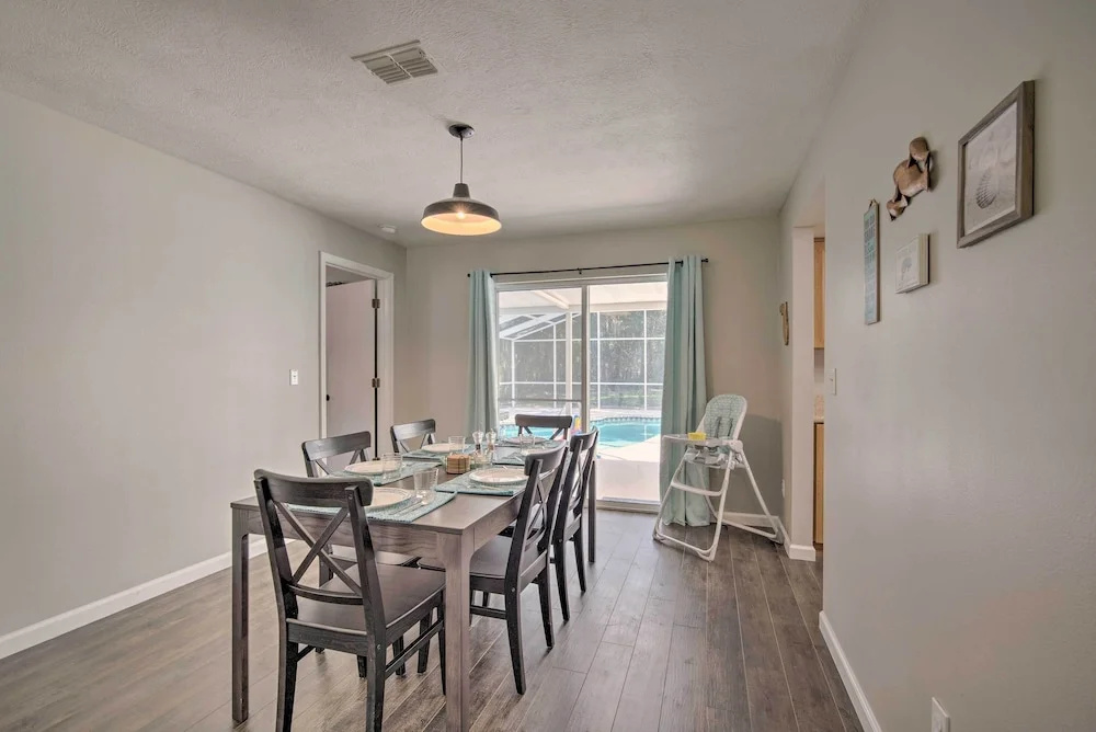 Welcoming Citrus Springs Home w/ Heated Pool