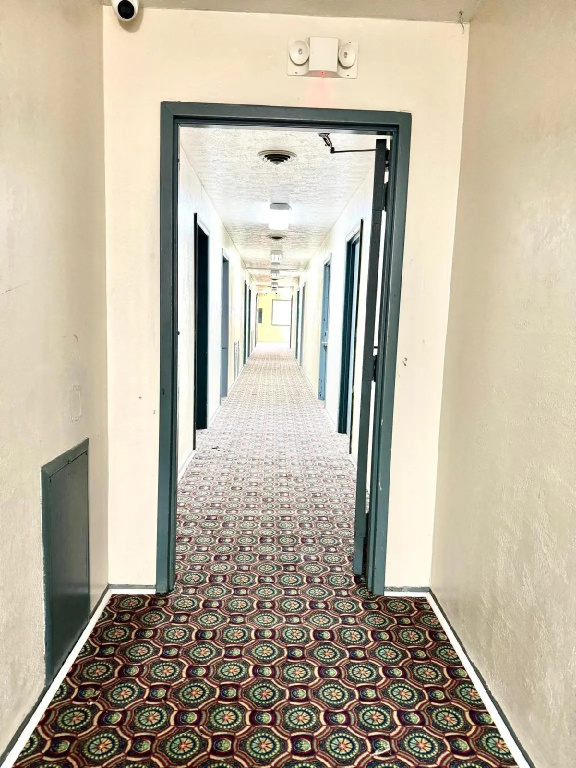 Отель Econo Lodge Warrensville Heights