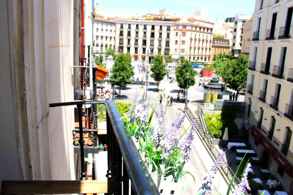 Apartment with One Bedroom in Madrid, with Wonderful City View, Balcony And Wifi