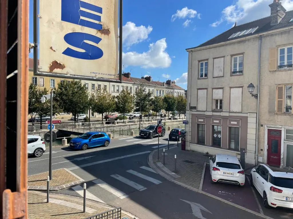 Studio chaleureux Le Coeur -Troyes Centre Ville