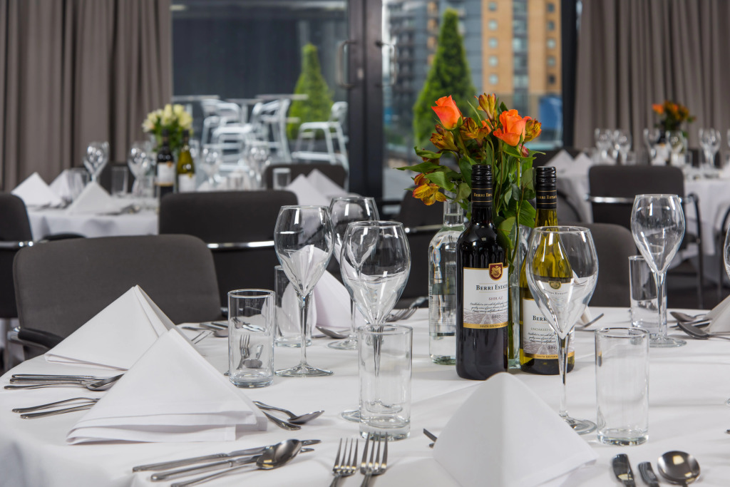 Holiday Inn London West by IHG