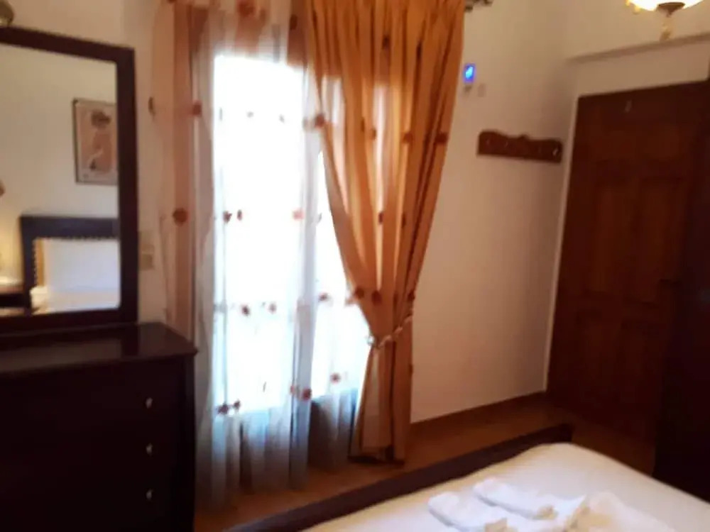 Antonia House