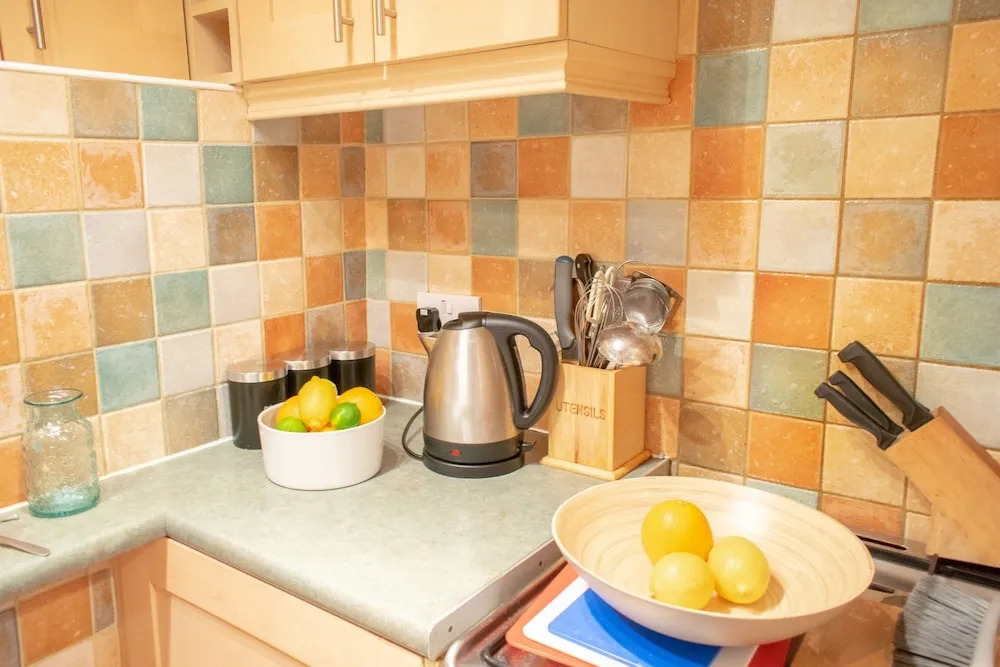 1 Bedroom Flat In Edinburgh Old Town
