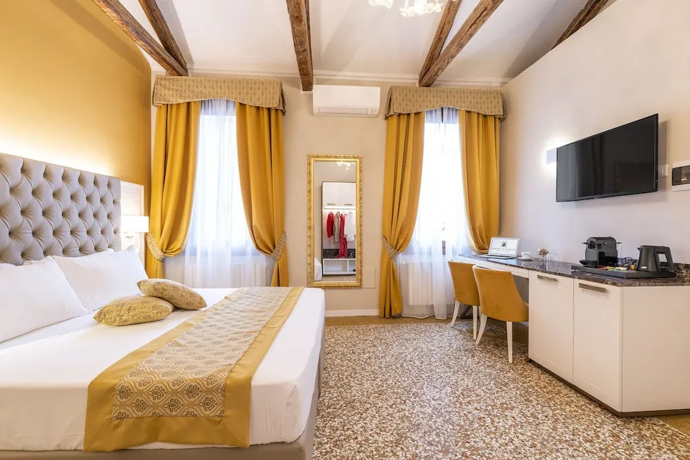 Residenza La Duchessa Deluxe Rooms