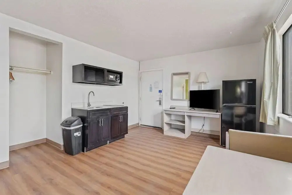 Evanston Inn Extended Stay