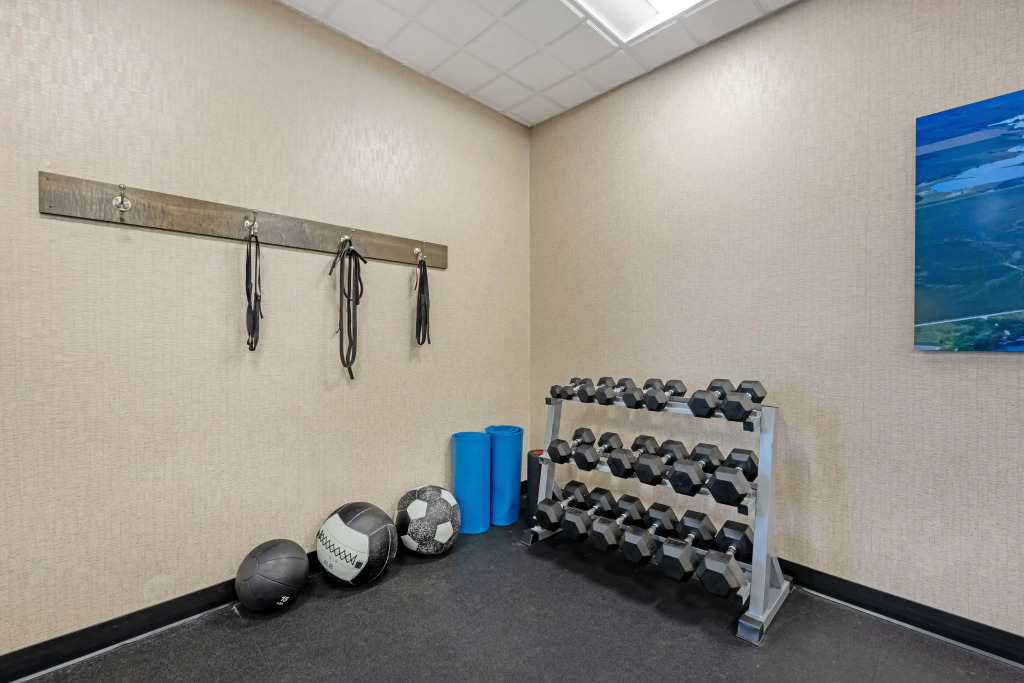 Best Western Plus Lakeview Hotel