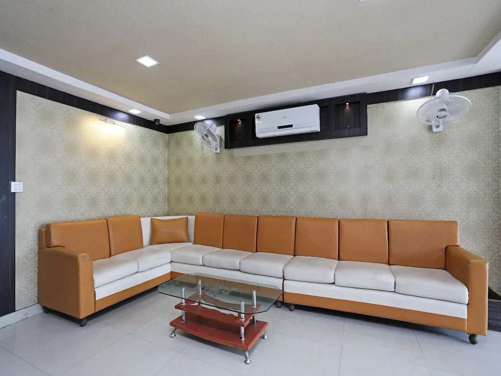 OYO 8840 Hotel Namaskar