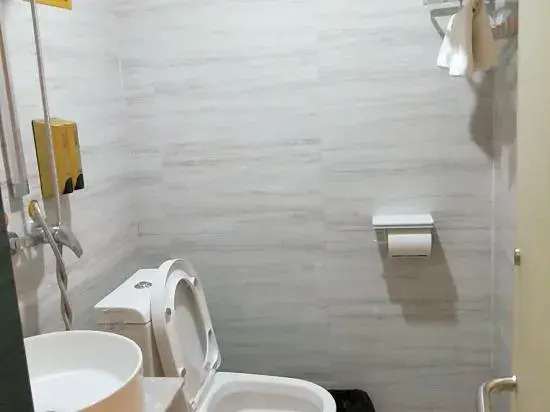 Ming Yang Apartment（Ximenkou Station Branch）