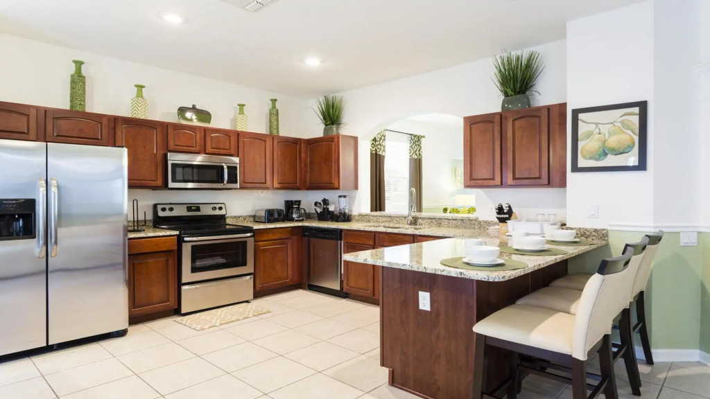 6BR w/Greenview Pool Getaway! ONLY 2 miles to Disney!