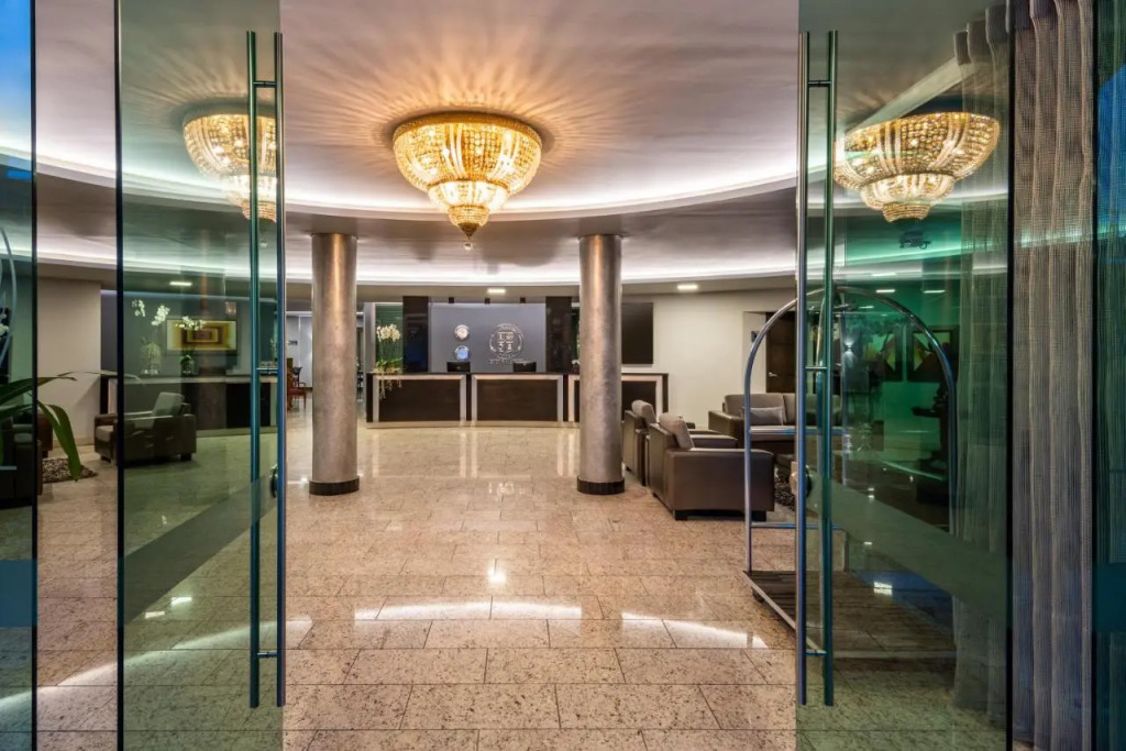 Apart Suites Egina