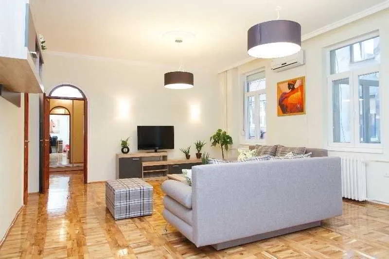3 Bedroom Apartment Central Square