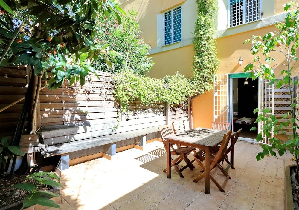 Odescalchi Garden Apartment