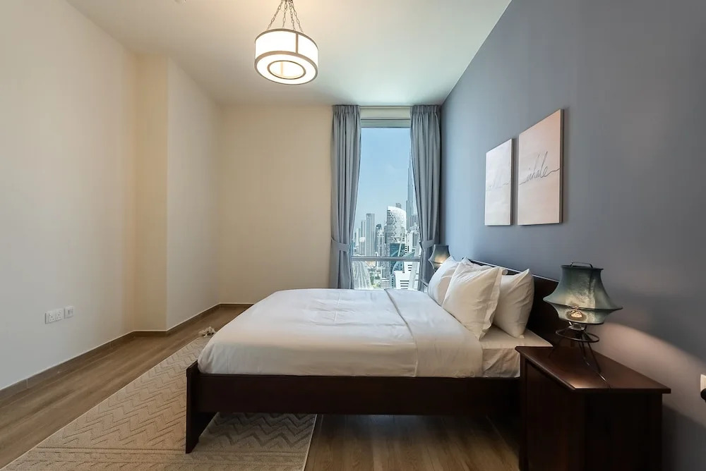 Noora Tower 4504 Business bay