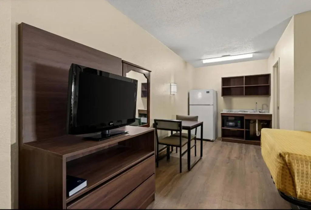 Suburban Studios Winston-Salem near Hanes Mall