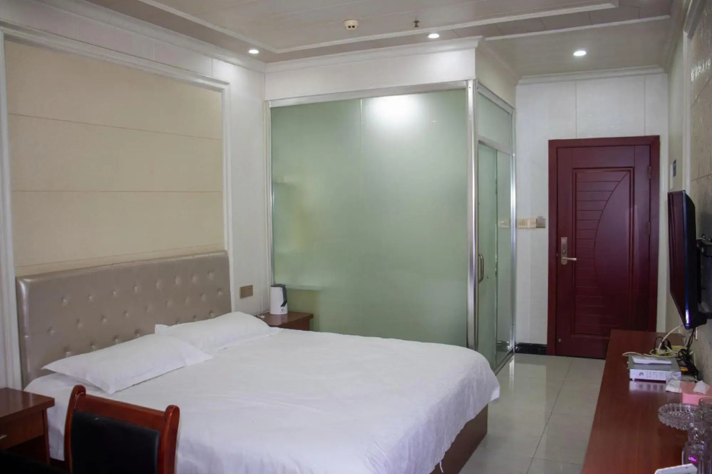 Jinsanjiao Business Hotel