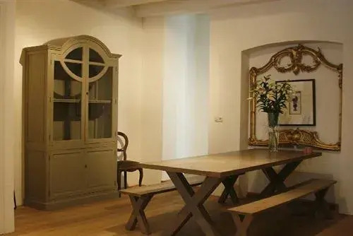 Uavoyage Business Apartments