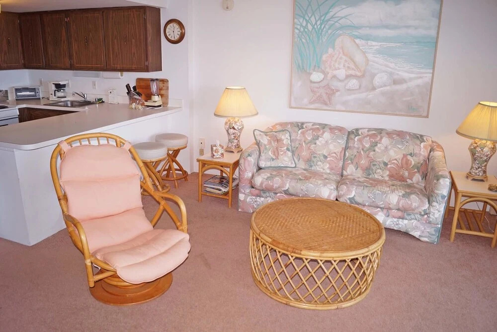Irene 206 - 2 Br Condo