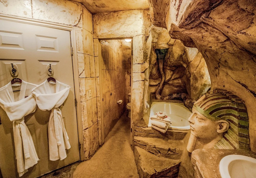 The Anniversary Inn - South Temple