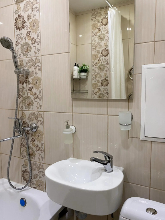 Четырёхместные апартаменты c 1 комнатой в BestHome76