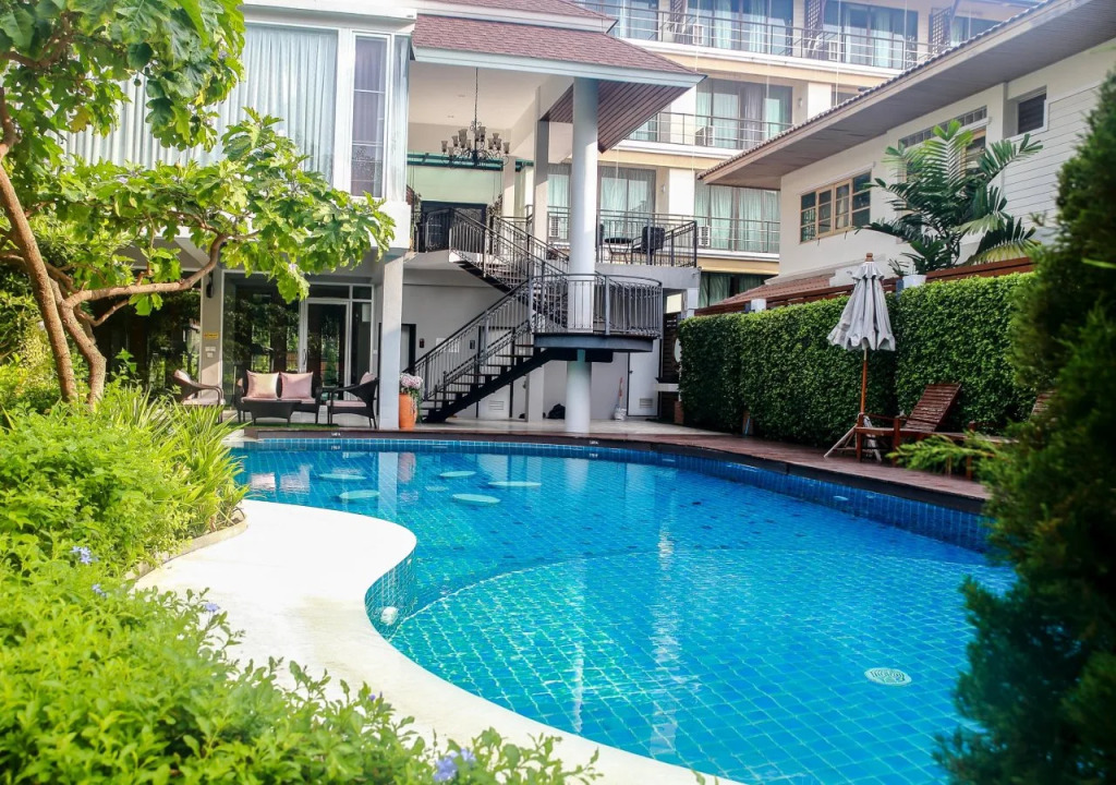 Murraya Residence