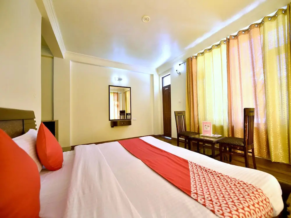 OYO 11645 Hotel Japika Inn