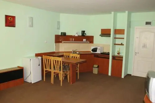 Bisser Aparthotel