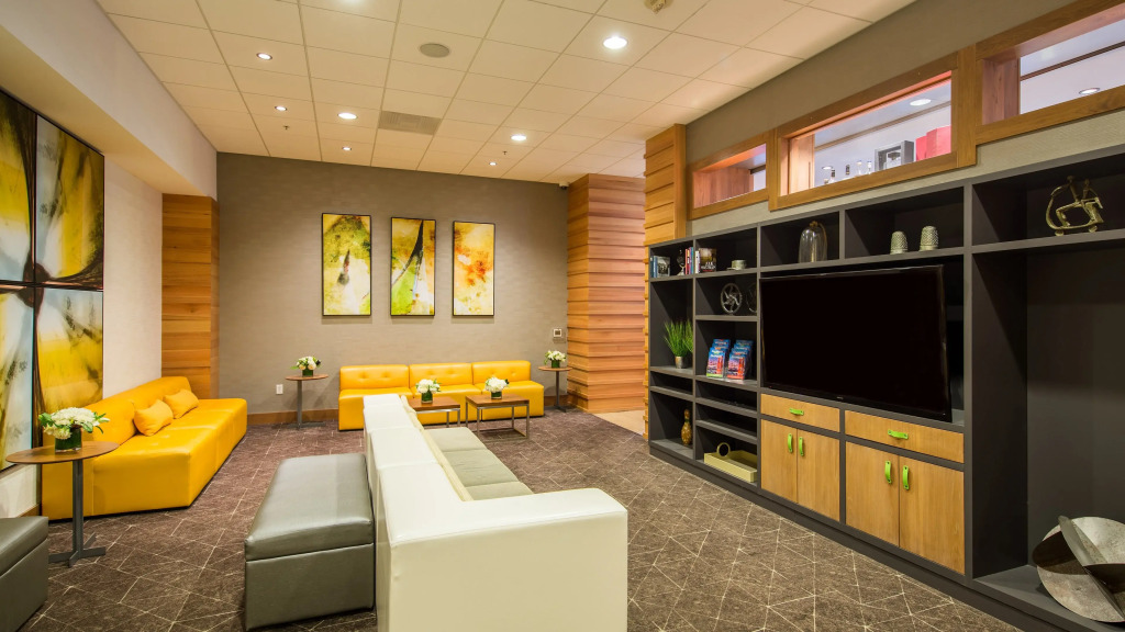 Holiday Inn San Francisco - Golden Gateway newly renovated with No Resort Fee