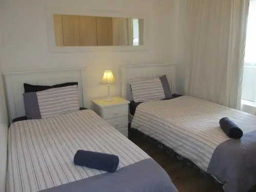 Point Village Accommodation - Vista Bonita 52