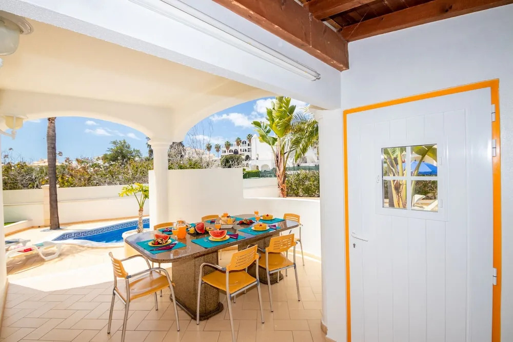 Villa Samoa - Moradia com piscina aquecível e BBQ em Albufeira