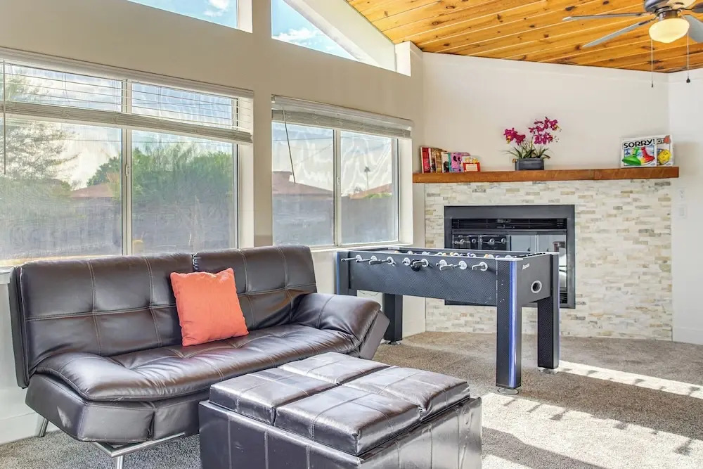 2 Mi to Asu: Spacious Family Home w/ Patio