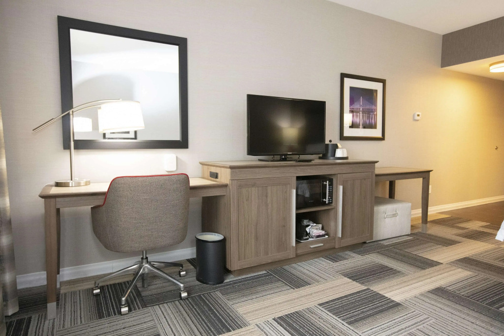 Hampton Inn Toledo Oregon