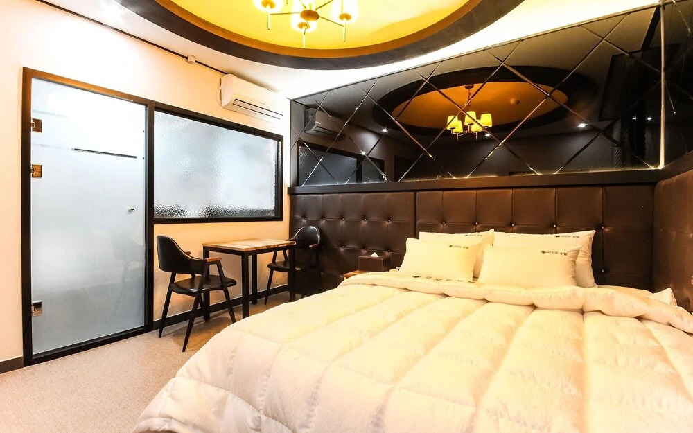 Samcheonpo Comodo motel