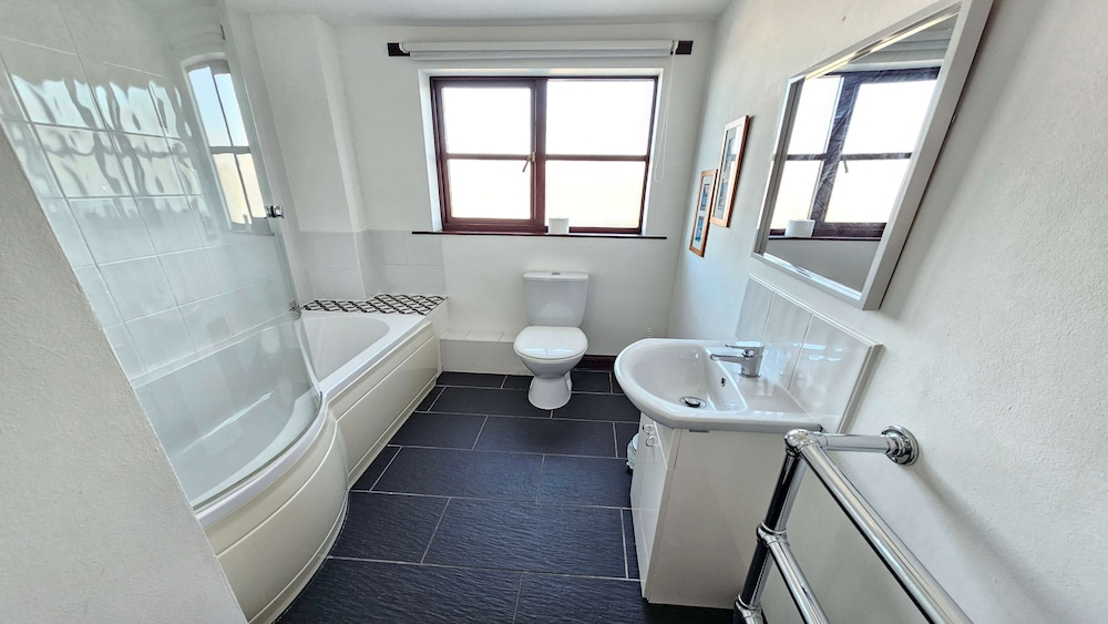 Rockham Bay View - Sleeps 6 Mortehoe