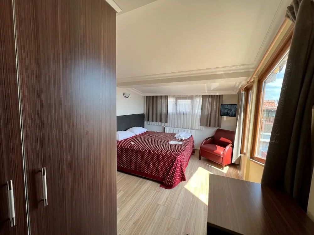 Blue Sea Hotel