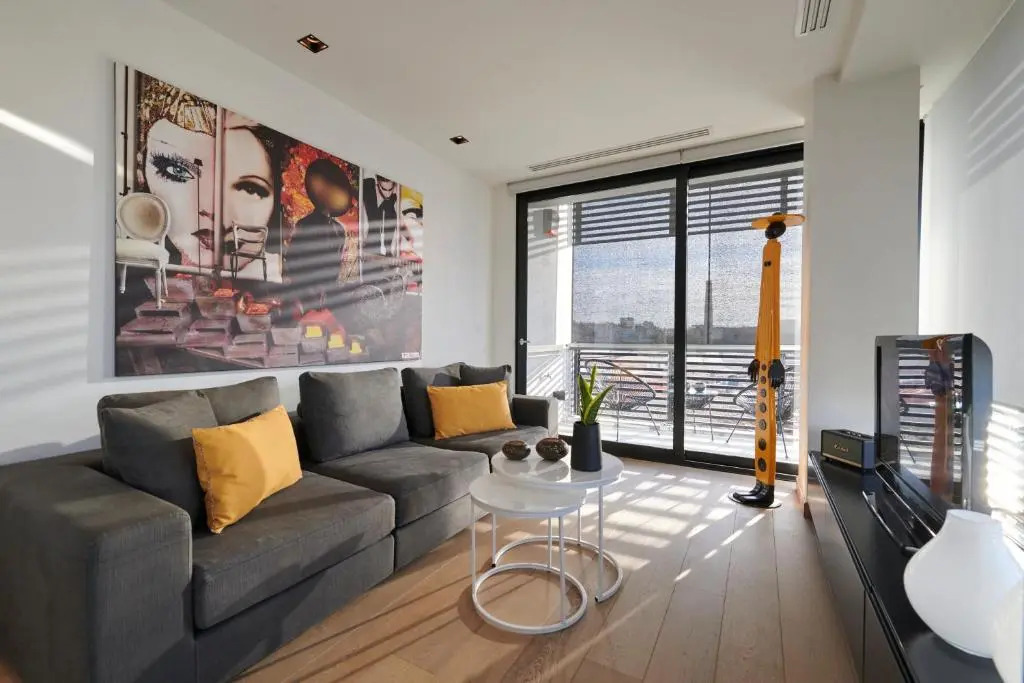 Ma Maison Nο 4, Downtown Loft , Short Walk to Acropolis, Ultra high speed Internet 500 Mbps, Parking upon request, 1' from metro station
