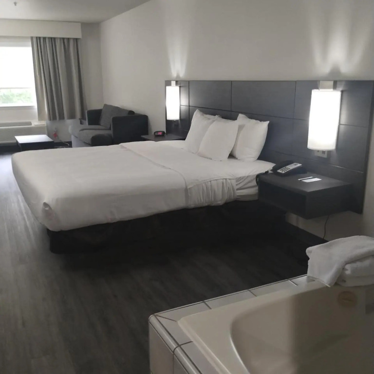 Quality Inn & Suites Wilsonville