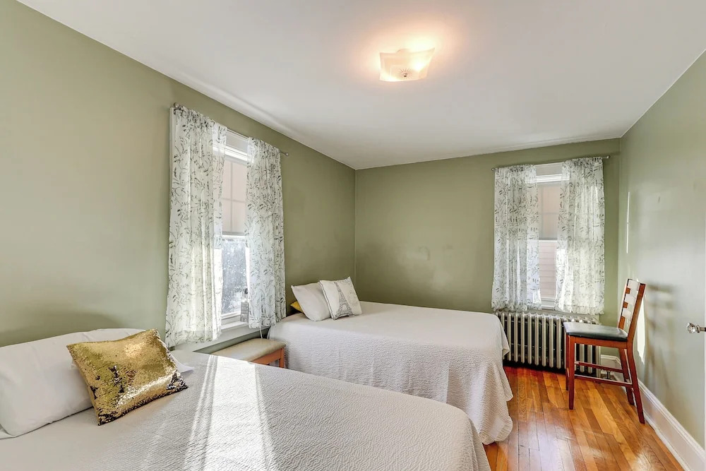 Charming Connecticut Retreat Near Museums & Hiking