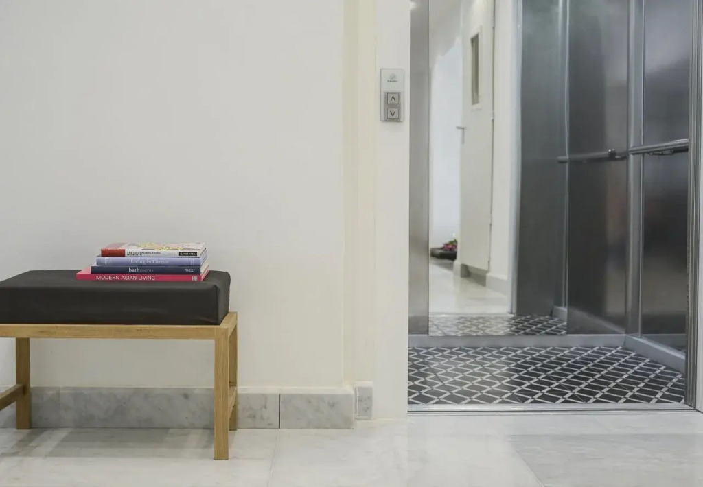 Lily & Bloom Boutique Hotel